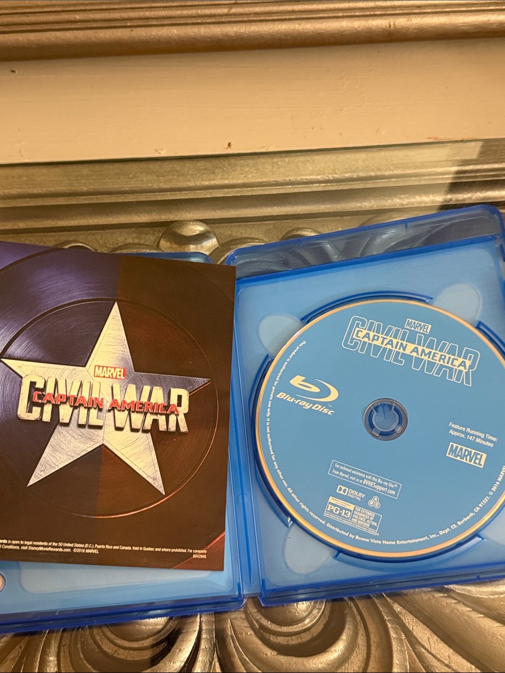 Marvel Captain America Civil War Blu-ray - Picture 4 of 4